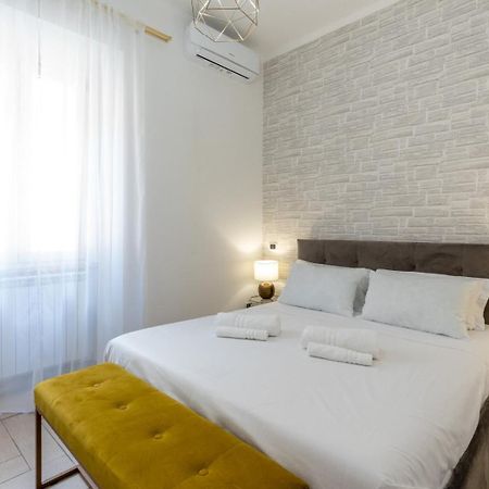 Ciampino-Roma - Modern Apartment-Airport & Station Exterior photo