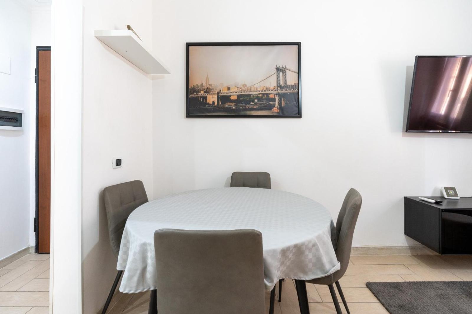 Ciampino-Roma - Modern Apartment-Airport & Station Exterior photo