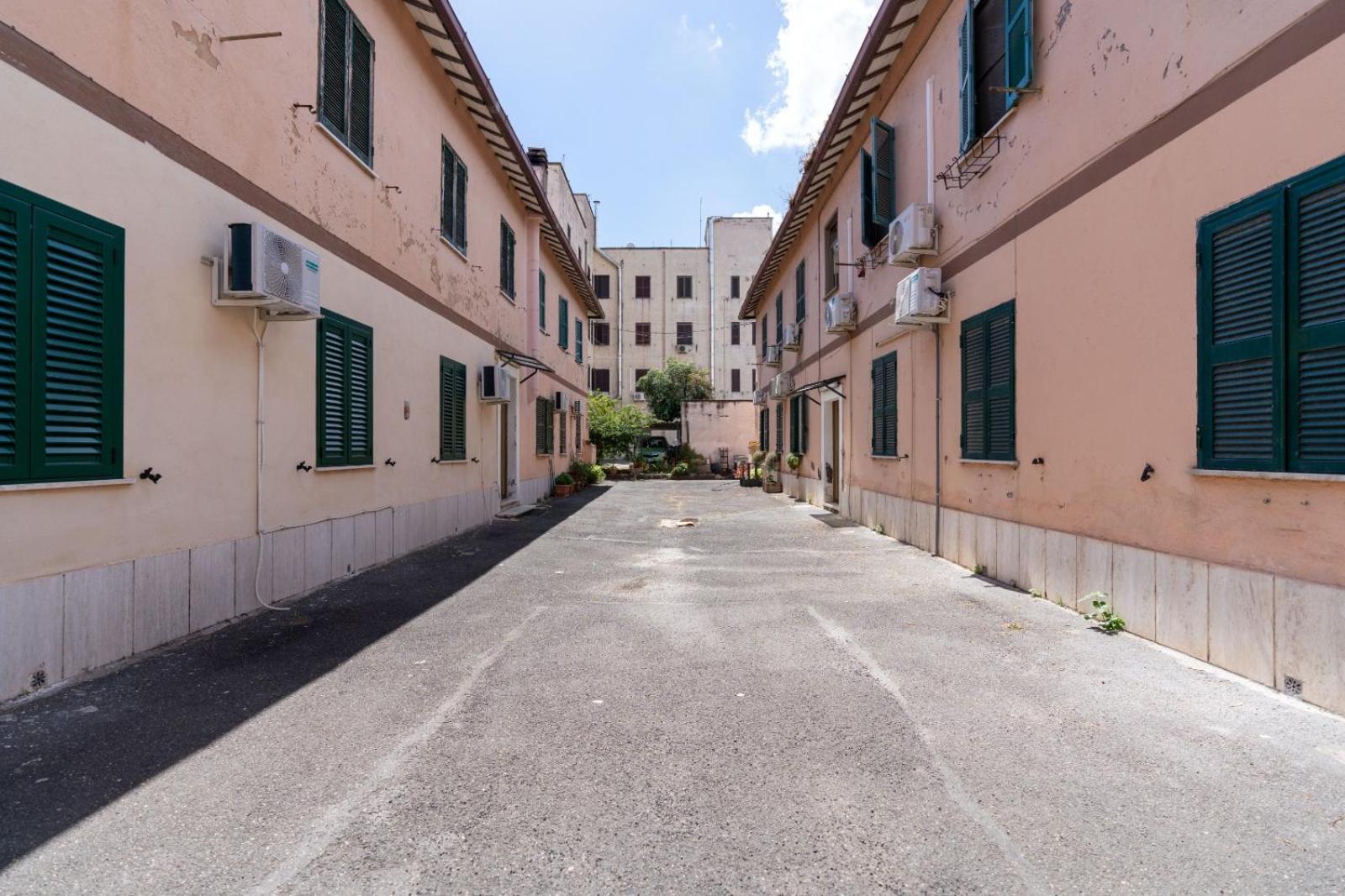 Ciampino-Roma - Modern Apartment-Airport & Station Exterior photo